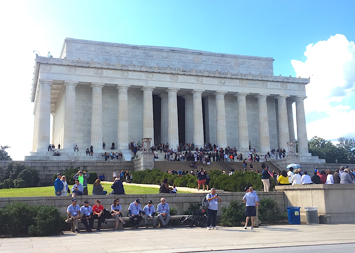 The Lincoln Memorial is open 24 hrs (so you can visit in the evening)